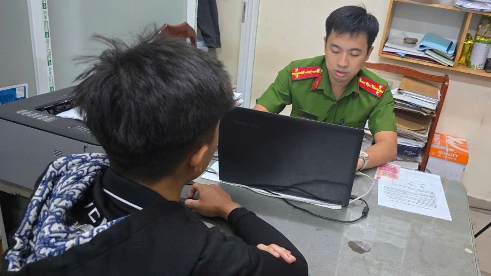 đánh hội đồng 1.jpeg