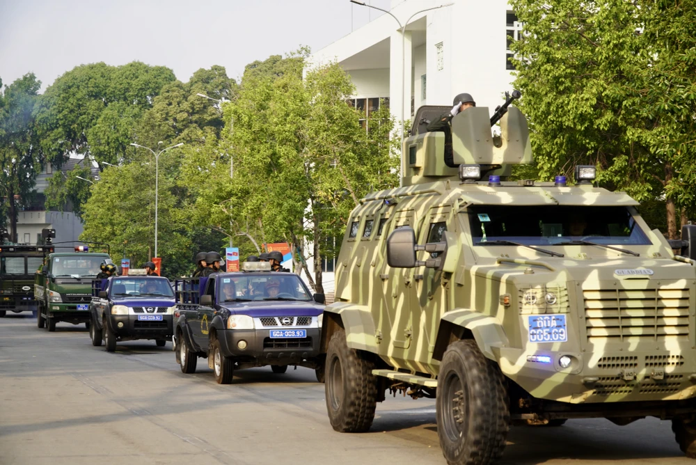 trấn áp tội phạm 12.jpg