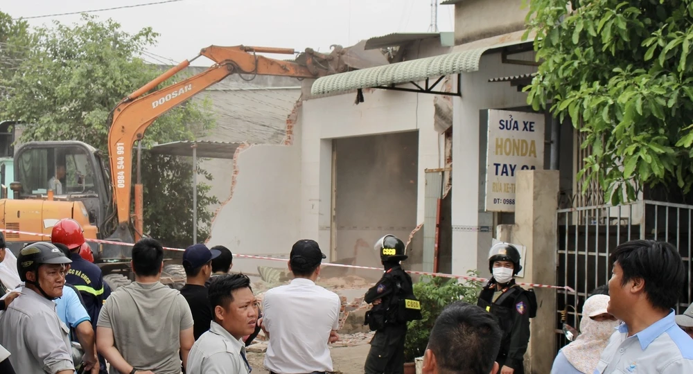 cao tốc Biên Hoà..jpg