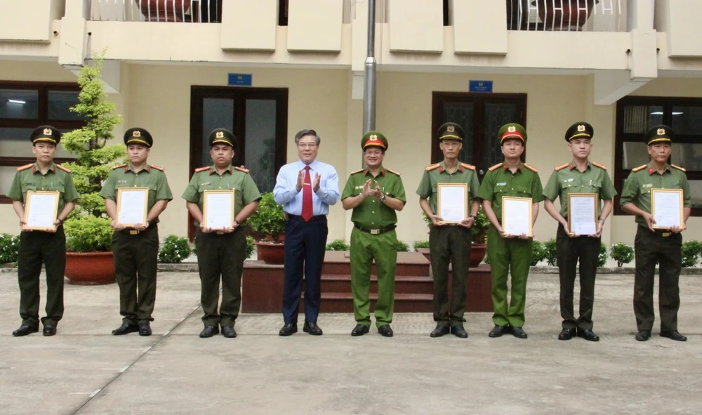 tổ chức phản động.jpg