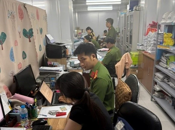 giám đốc công ty.jpeg