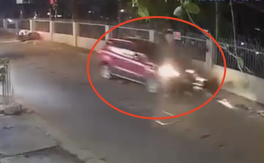 tai nạn liên hoàn 1.jpg