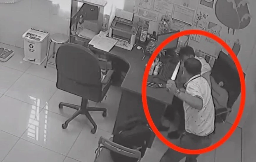 đâm chém đồng nghiệp.jpg