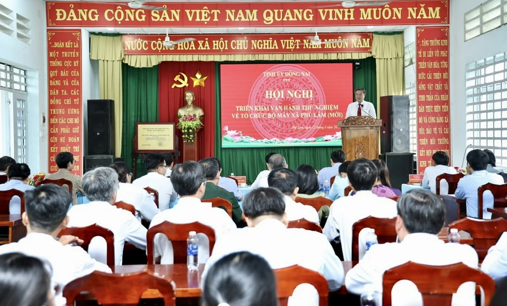 lễ công bố.jpg