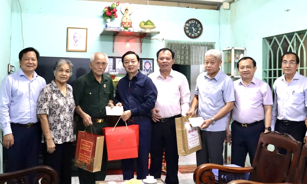 Phó thủ tướng 2.jpg