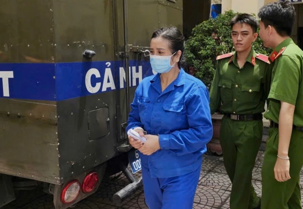 mua sổ hồng giả