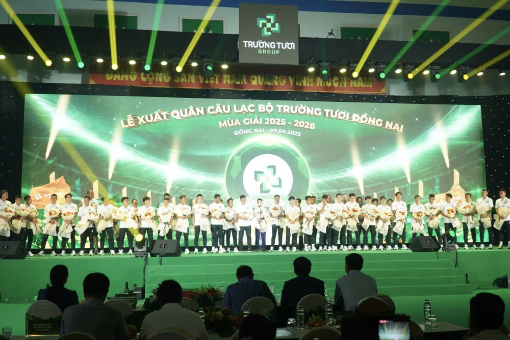 Đội bóng của Xuân Trường. 3.jpg