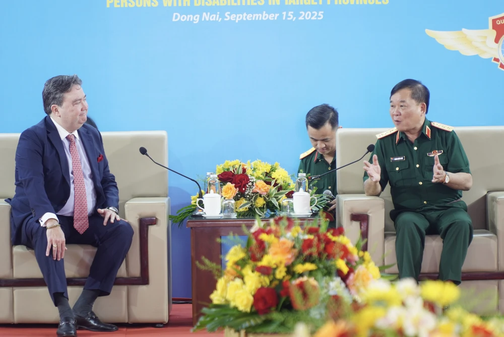 sân bay Biên Hoà 1.jpg