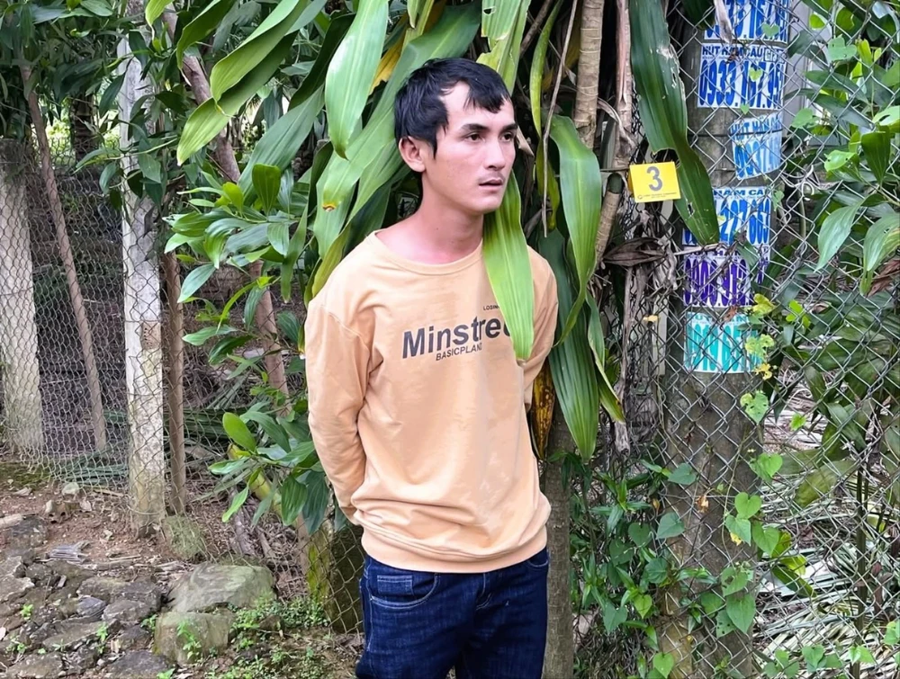 Án mạng ở sân bóng.jpg