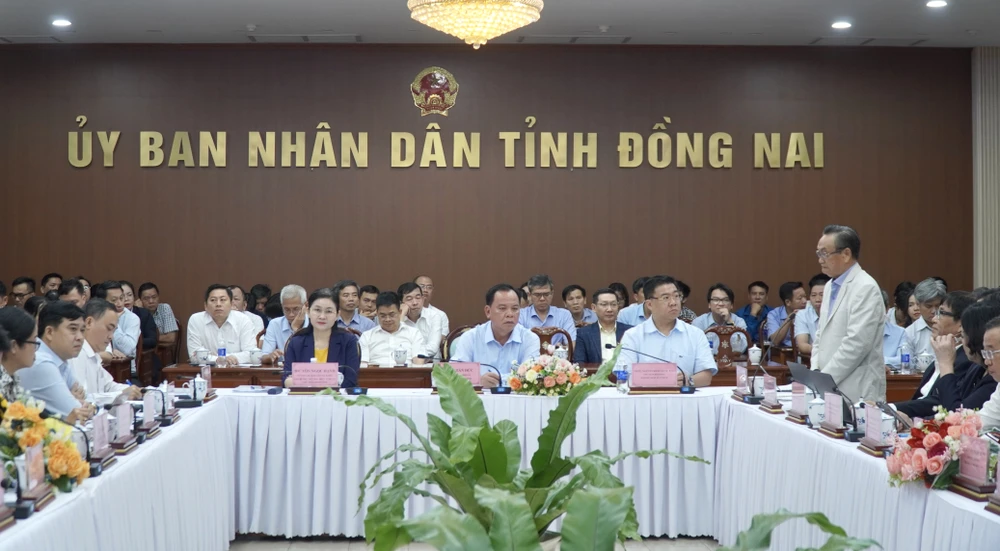 Trung tâm logistics 1.jpg