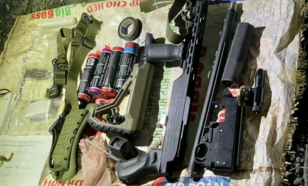 bắn chết 3 người. 4.jpg