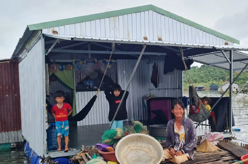 giấy tờ tùy thân.jpeg