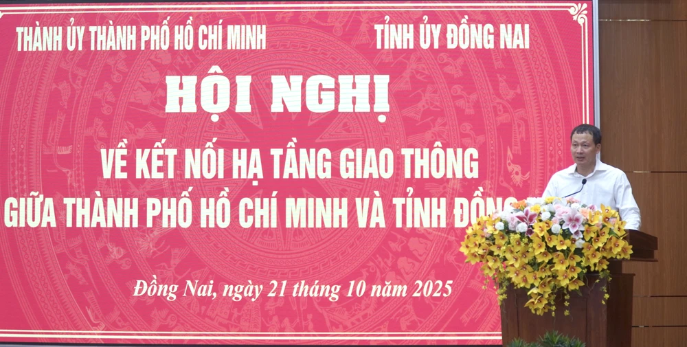 Thường vụ Thành ủy 8.jpg