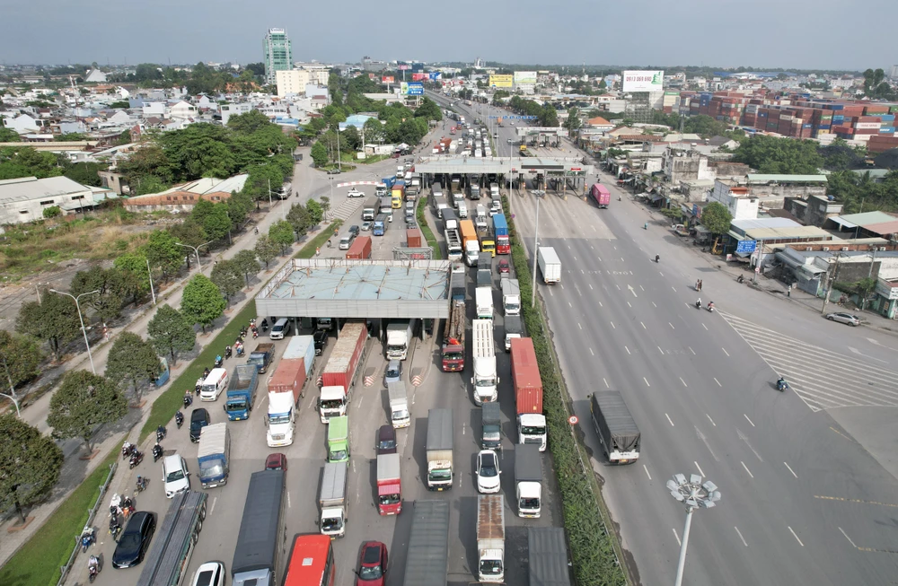 quốc lộ 51.40.jpg