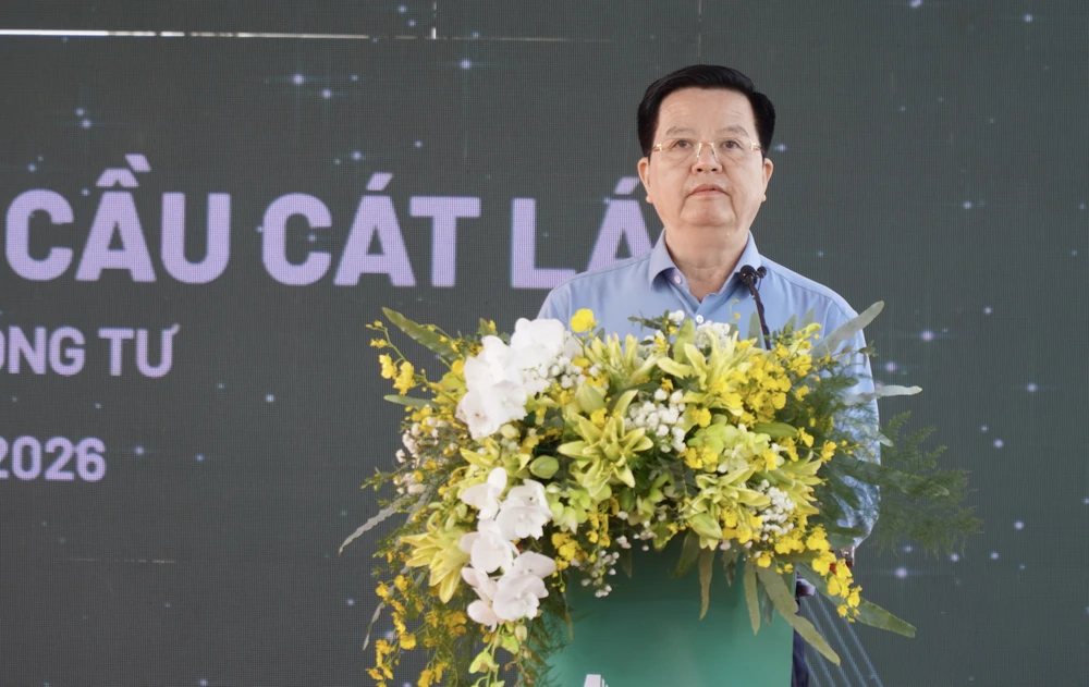 cầu Cát Lái 13.jpg