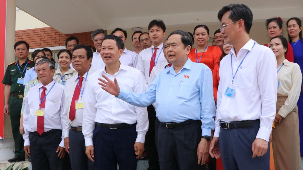 Trần Thanh Mẫn 7.jpg