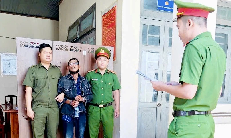 trộm tài sản.jpg