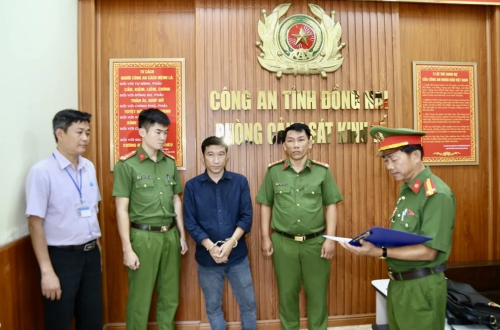 ô nhiễm môi trường 1.jpg