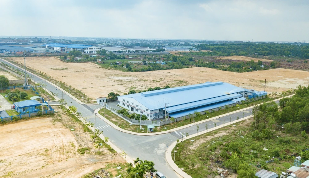 khu công nghiệp 1.jpg