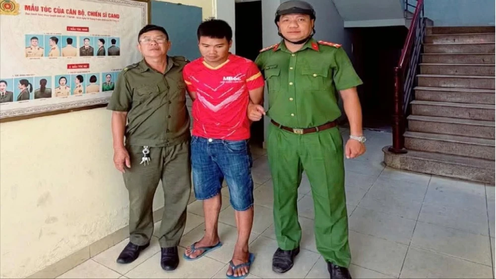 Cướp tài sản.jpg