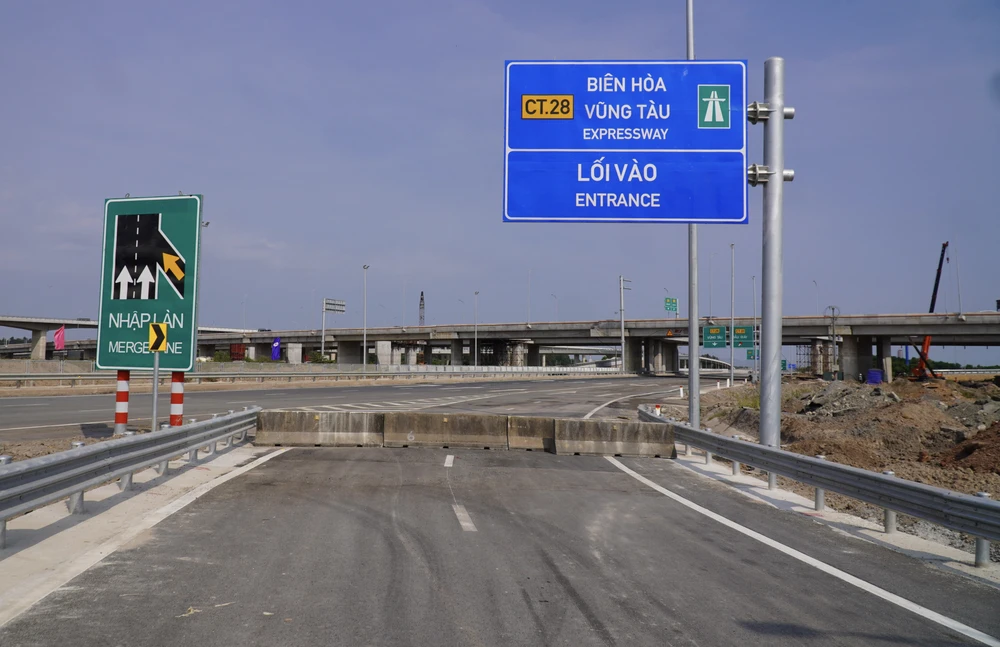 cao tốc 16.jpg