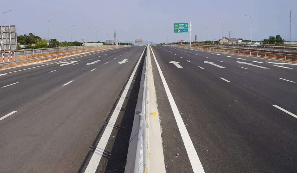 cao tốc 9.jpg