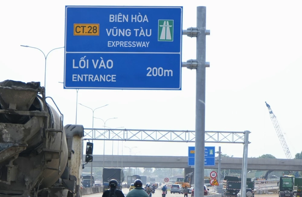 cao tốc .jpg