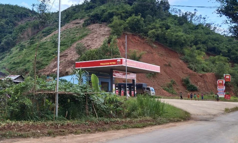 Cửa hàng xăng dầu Quang Phước. Ảnh: VLX