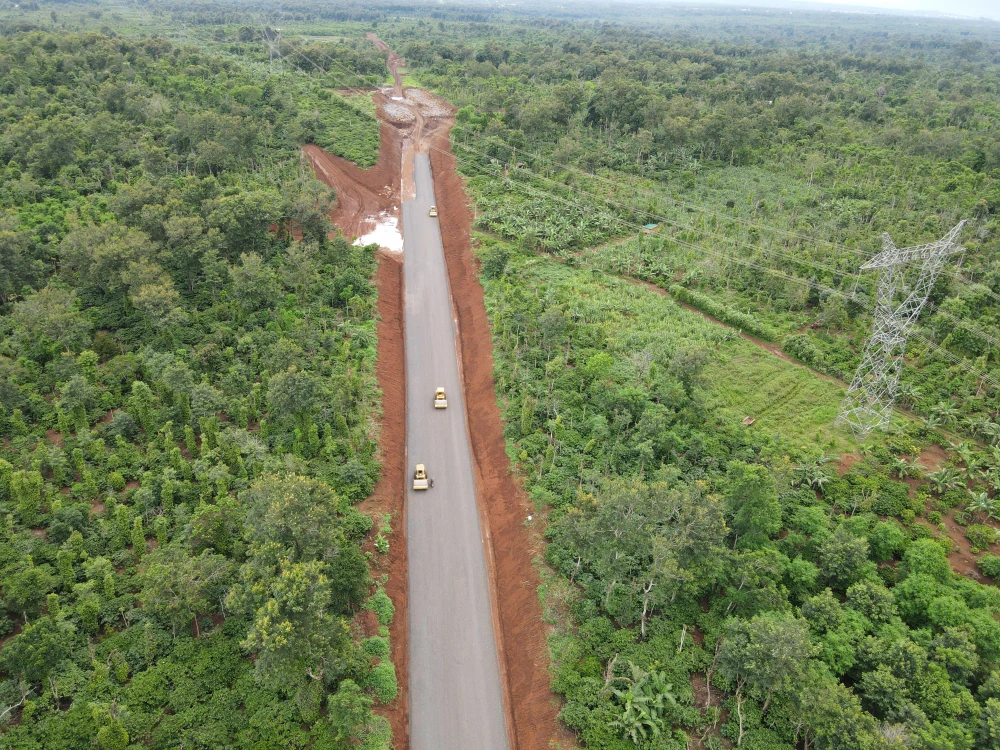 Do nhà thầu không có khối lượng hoàn ứng, Dự án xây dựng đường Hồ Chí Minh đoạn tránh phía Đông TP Buôn Ma Thuột từng có số dư tạm ứng quá hạn gần 166 tỉ đồng. Ảnh: HĐ