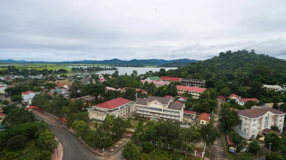 Thị trấn Liên Sơn, trung tâm huyện Lắk. Ảnh: AX