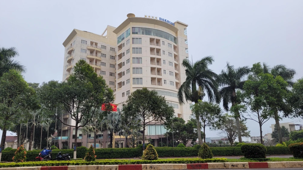 Trụ sở Công ty cổ phần cao su Đắk Lắk. Ảnh: VL