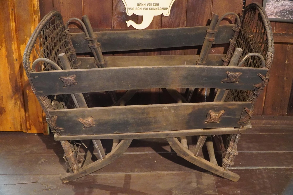 Bành voi của vua săn voi Y Thu Knul. Ảnh: HĐ