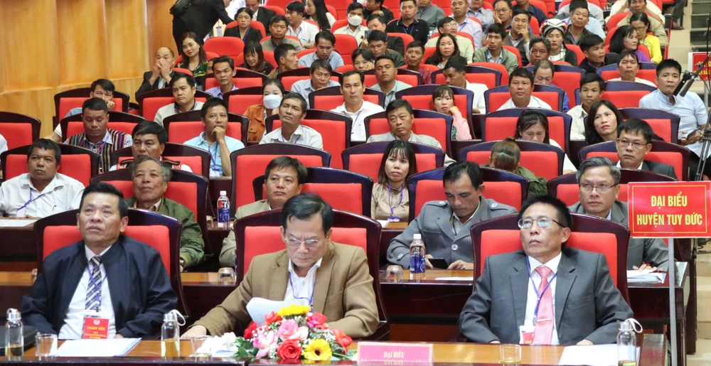 Toàn cảnh buổi đối thoại. Ảnh: VŨ LONG