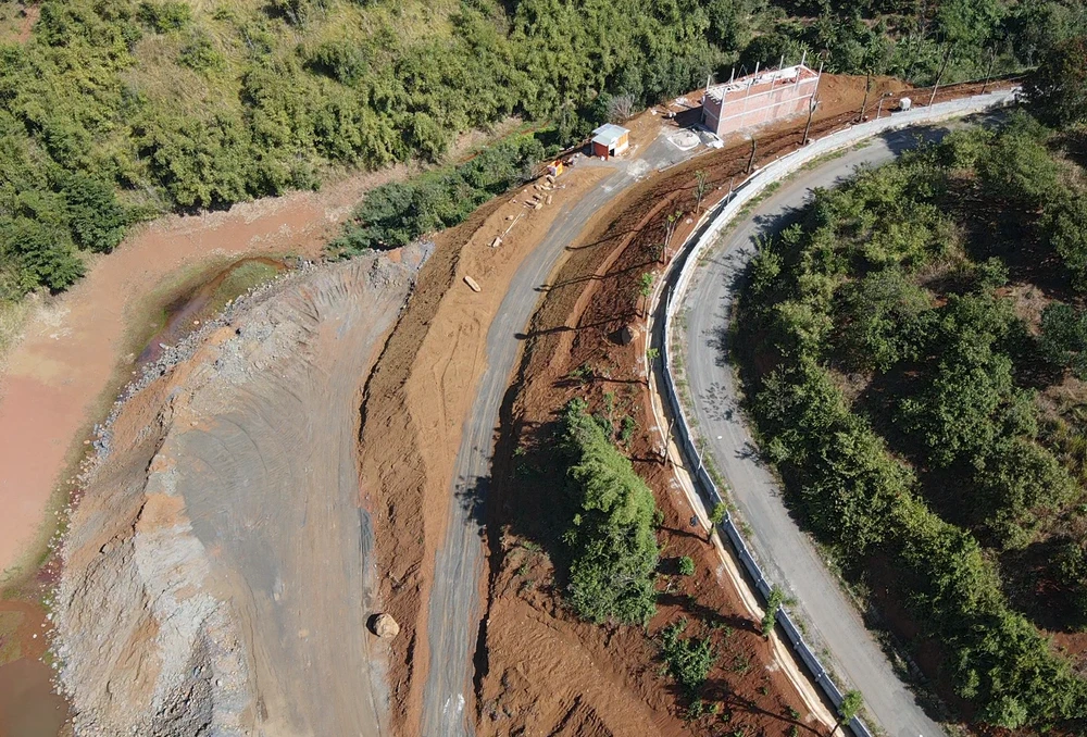 Khu đất bị san gạt. Ảnh: VŨ LONG Khu đất bị san gạt. Ảnh: VŨ LONG