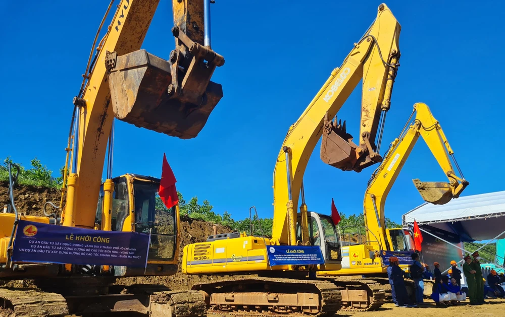 Khởi công cao tốc Khánh Hòa - Buôn Ma Thuột: Kết nối rừng với biển ảnh 1