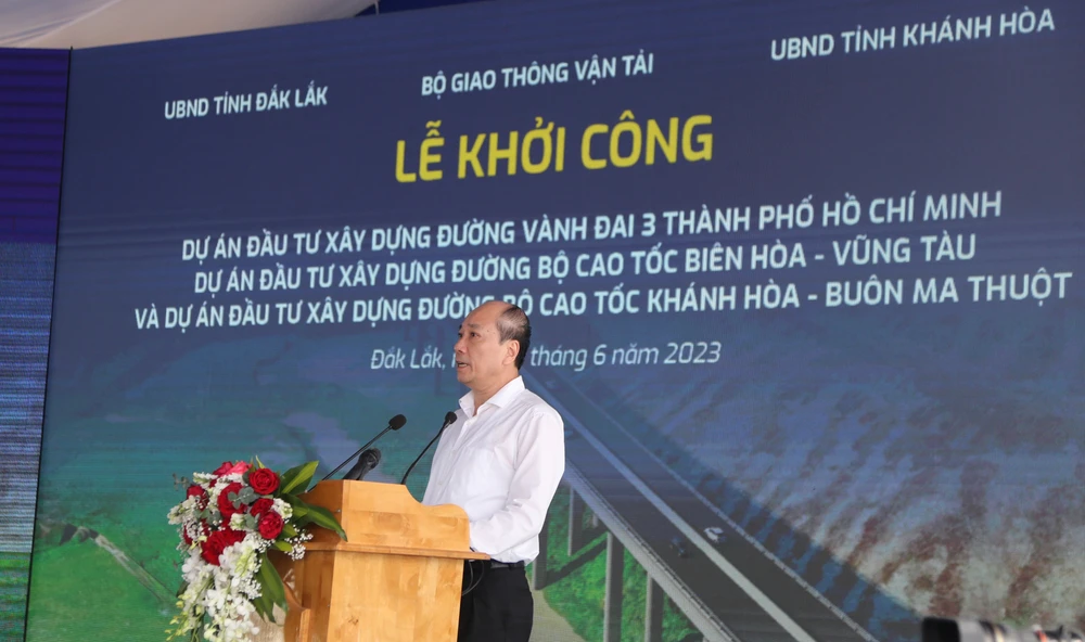 Ông Phạm Ngọc Nghị phát biểu tại buổi lễ. Ảnh: AX