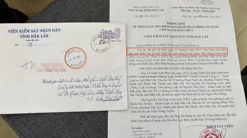 VKSND tỉnh Đắk Lắk gửi thông báo cho luật sư ngày 1-6 nhưng đã làm việc với các bị cáo ngày 31-5. Ảnh: VŨ LONG