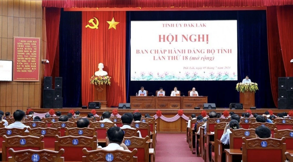 Toàn cảnh hội nghị. Ảnh: HL Toàn cảnh hội nghị. Ảnh: HL