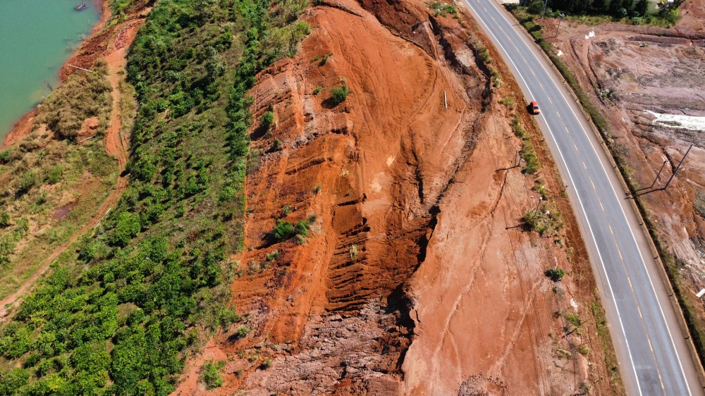 đất lấn chiếm.jpg