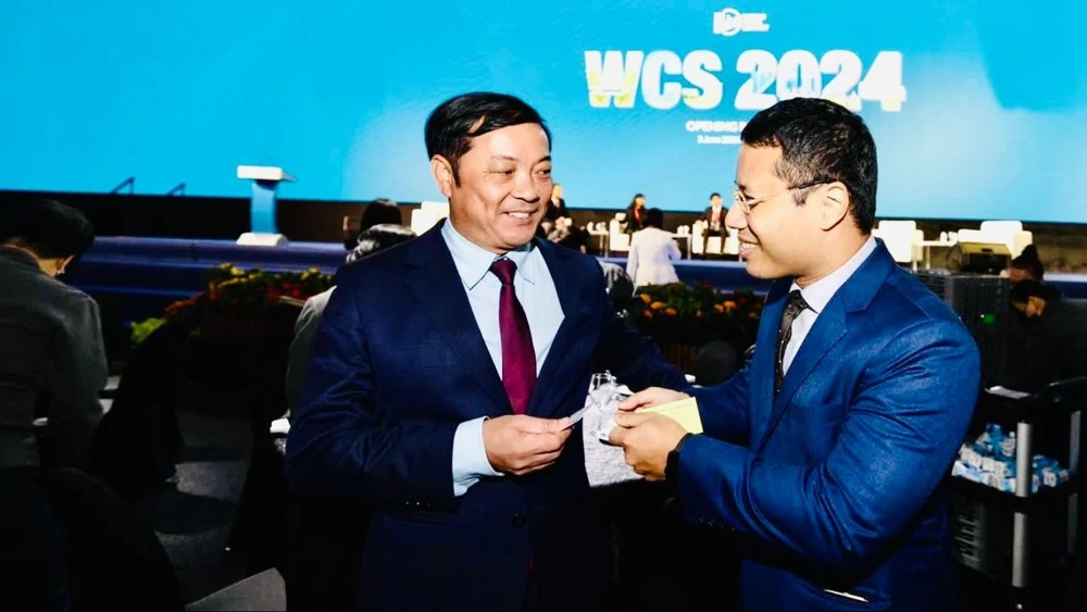 Hội nghị Thượng đỉnh.jpg