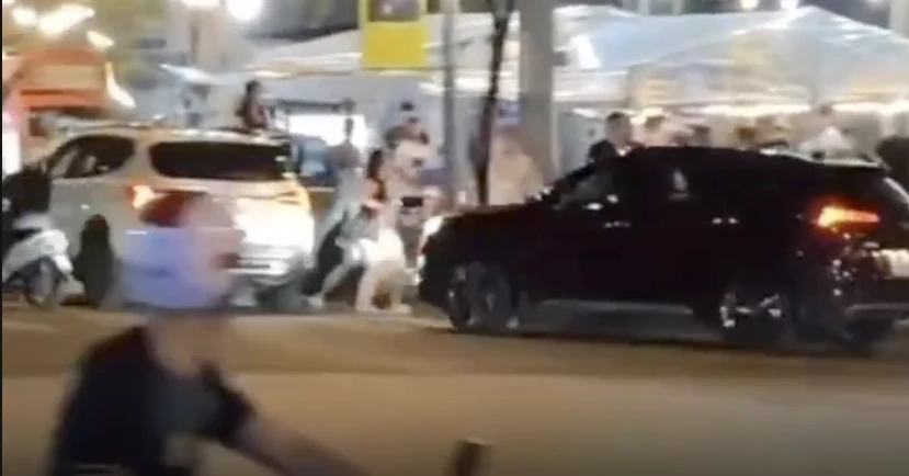 náo loạn đường phố.png