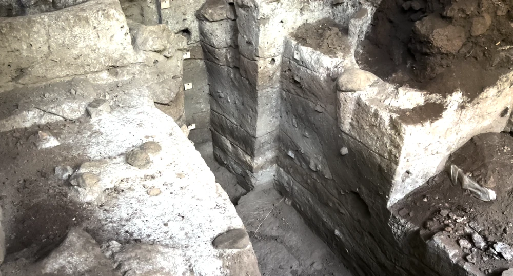 người tiền sử.png