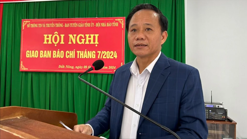 nhân sự cho đại hội.jpg