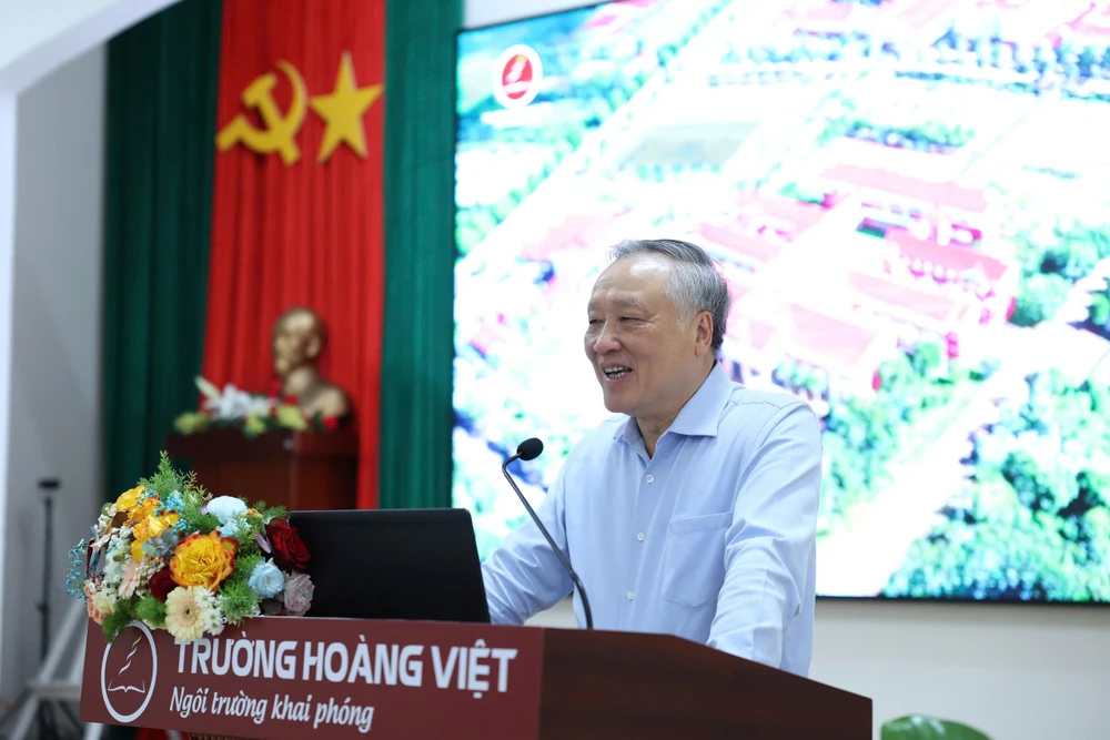 Phó thủ tướng Thường trực Chính phủ Nguyễn Hòa Bình.jpg