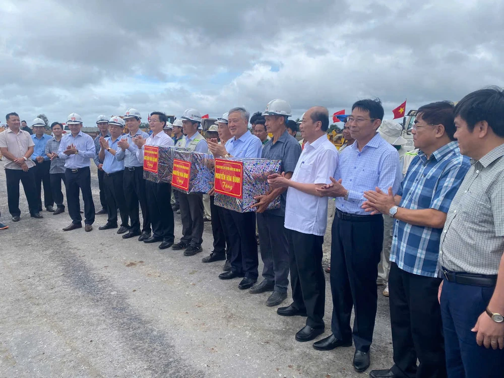 Phó thủ tướng.jpg