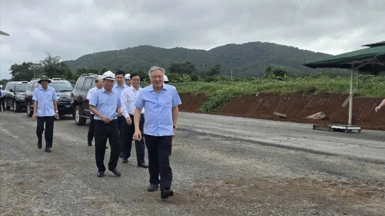 Phó thủ tướng.jpg