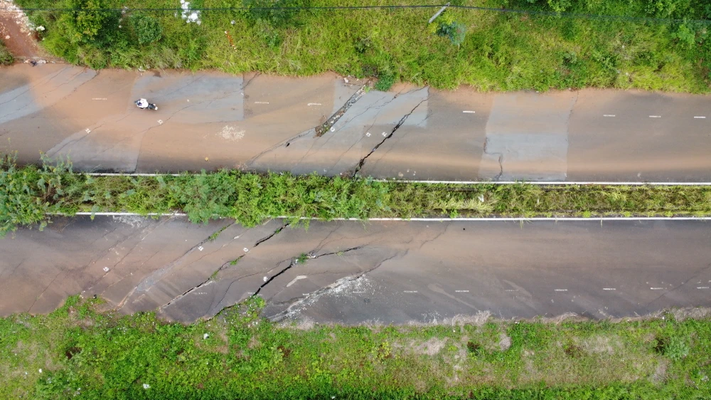 đường giao thông.JPG