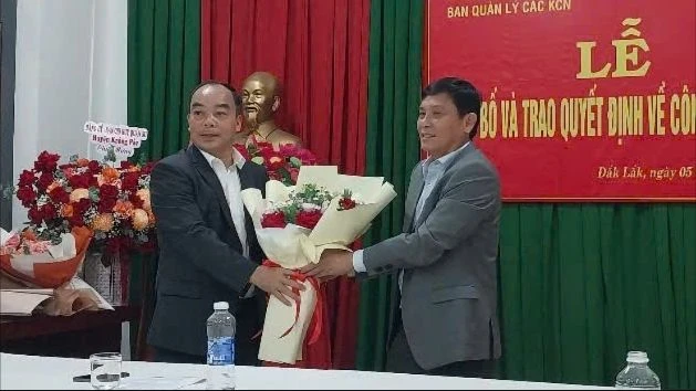 Trưởng ban quản lý các khu công nghiệp.jpg