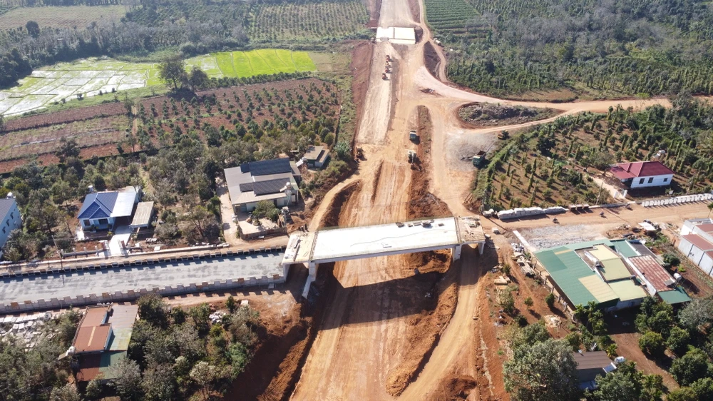 Cao tốc Khánh Hòa.JPG