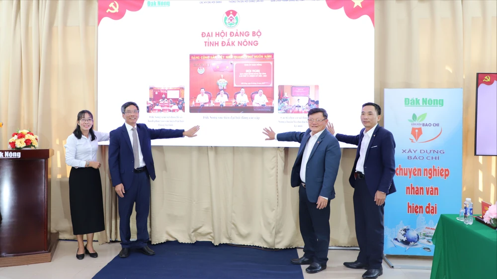 thông tin chính thống.JPG